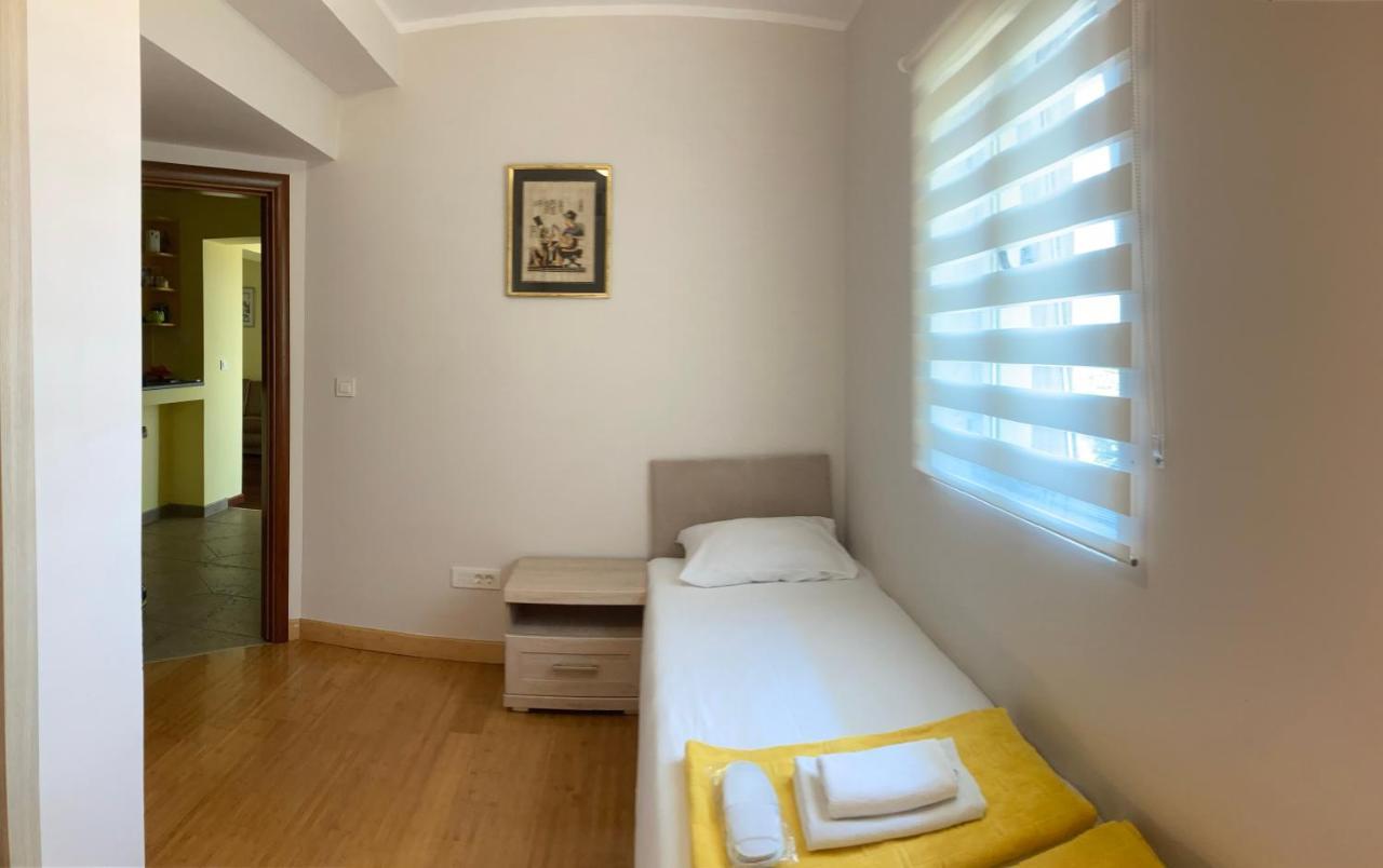 The View Apartment 3 Petrovac 외부 사진